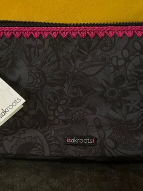 Sak Roots cosmetic bag